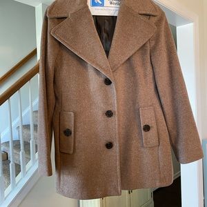 Woman’s 30” jacket. It’s a nice tan Color and very comfortable to wear.